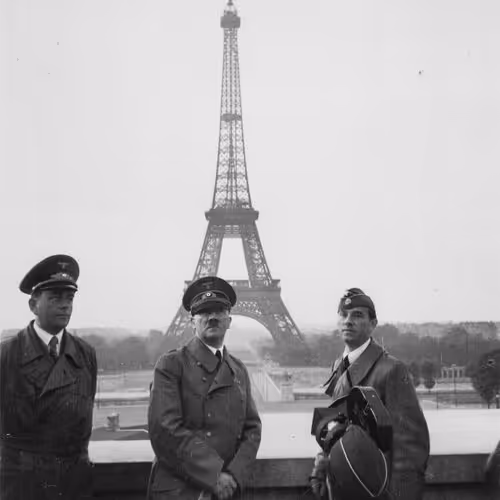 Adolf Hitler in Paris