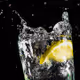 Limon_V_Stakanee