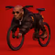 735