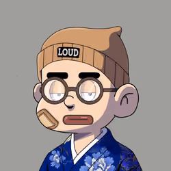LOUD #895