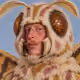 723