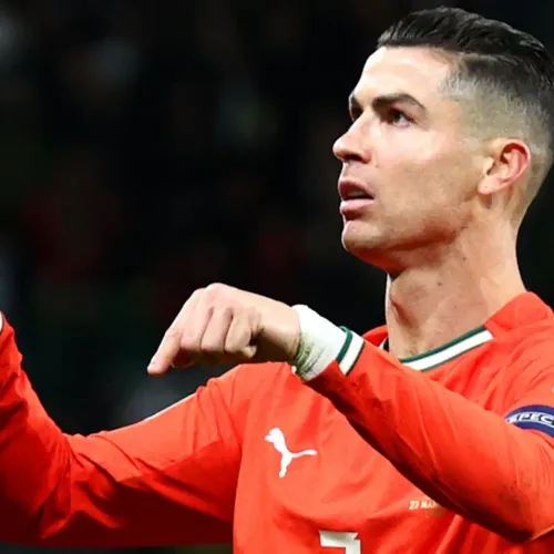 CR7