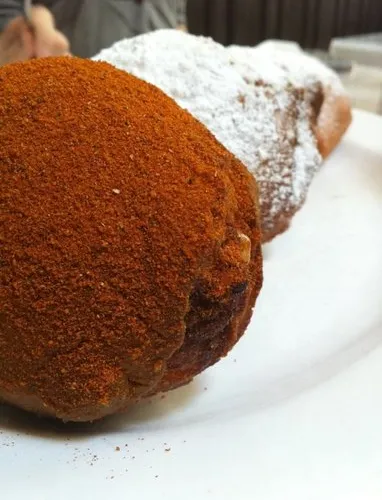 Mountain lodge getaways