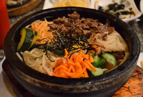 Treehouse accommodation stays