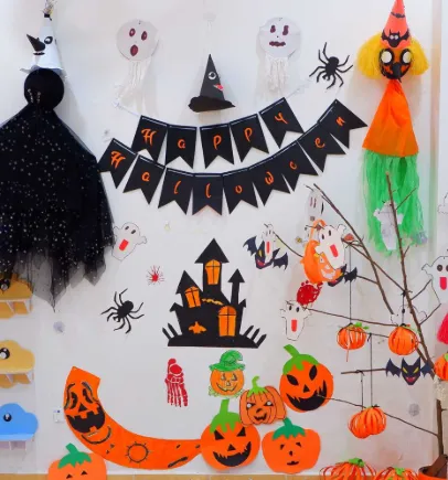 SOMIHOUSE IN HALLOWEEN