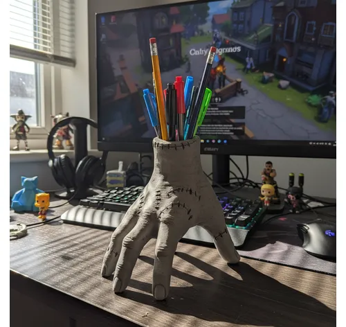 Strong hand
