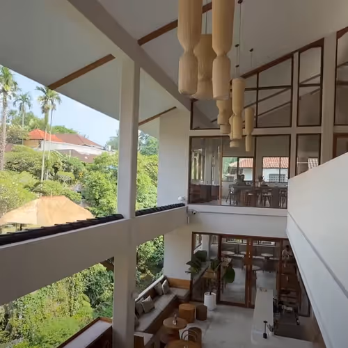 LOFT