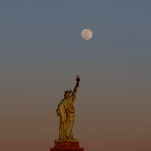 freedom of the moon 2