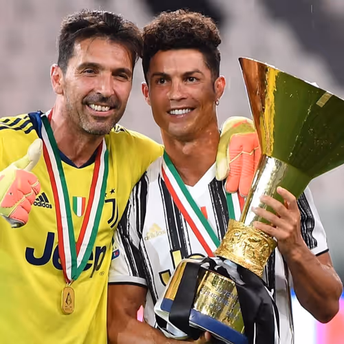BUFFON-CR7