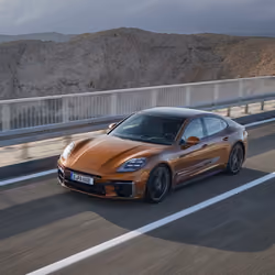 Porsche-Panamera_Turbo_E-Hybrid-2024-1600-14