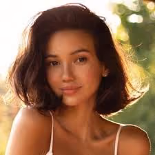 Alina Lando