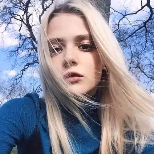 Miss Bai