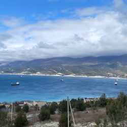 The bay of ships