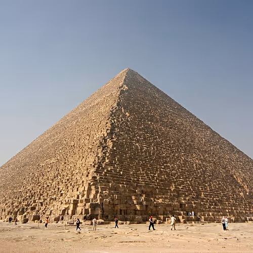 Pyramida