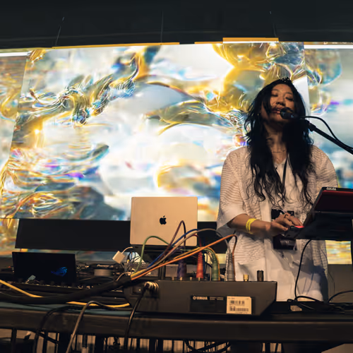 Portrait XO: AI as a Collaborative Sparring Partner (A Film by Zora)