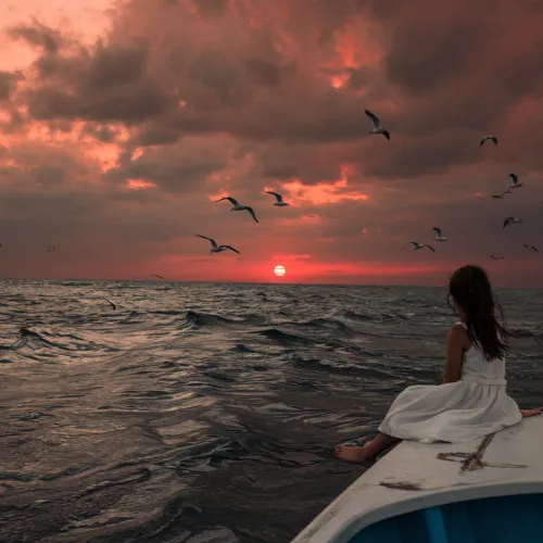 The girl and the sea