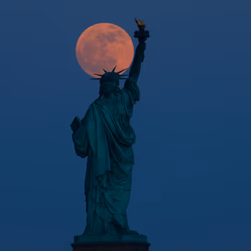 freedom of the moon 8