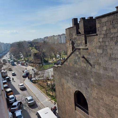 DİYARBAKIR SUR