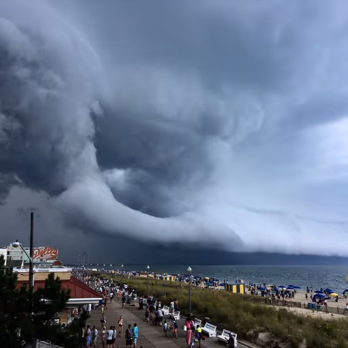 hurricane in Naples