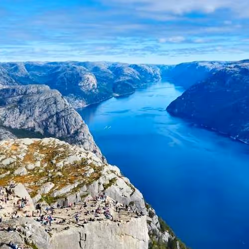 Harrison Apartment Chinese